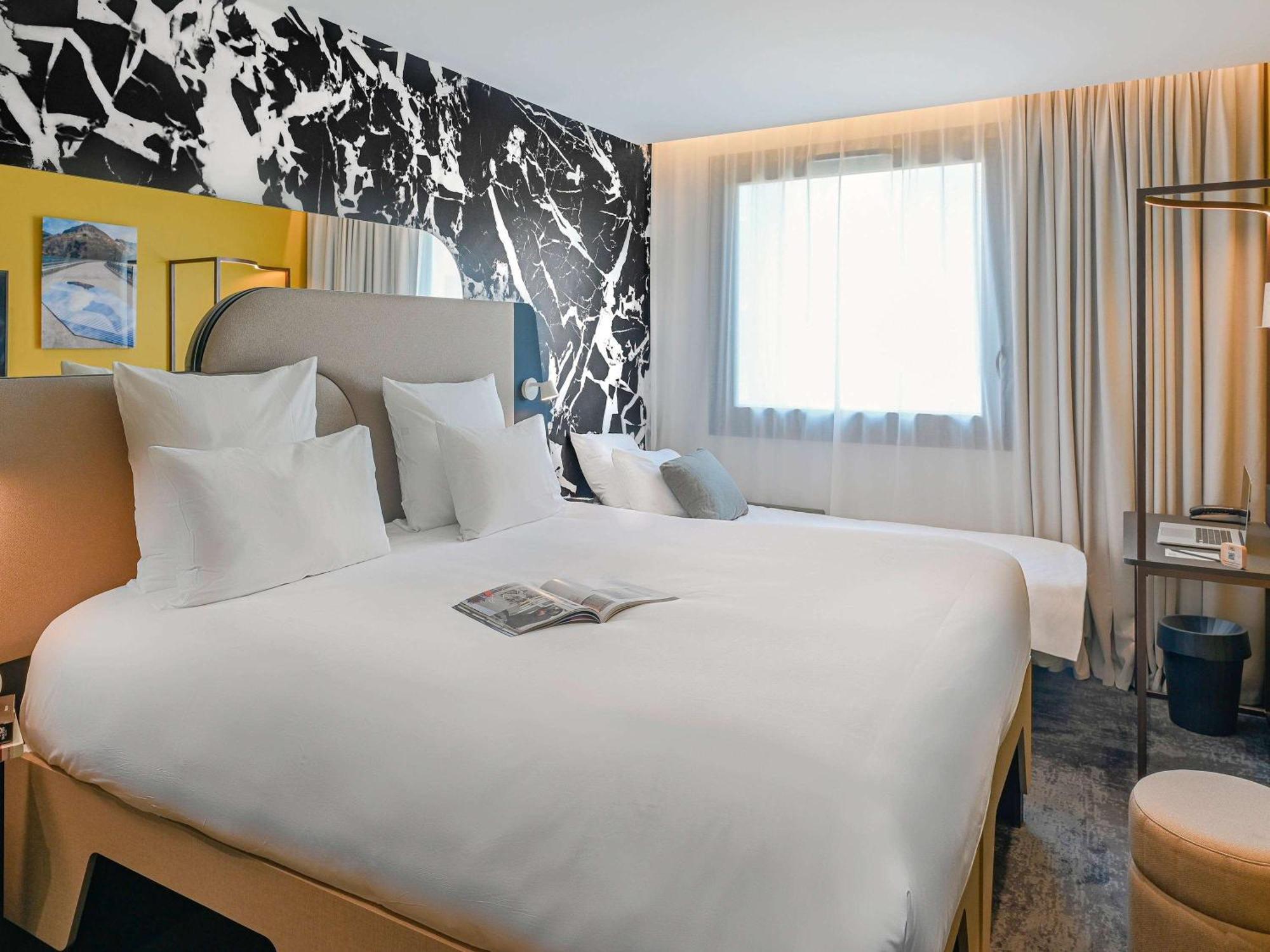 Tribe Paris La Defense Esplanade Hotel Courbevoie Exterior photo